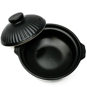 Japanese Donabe Earthen Pot, Black/Black (Open Box)